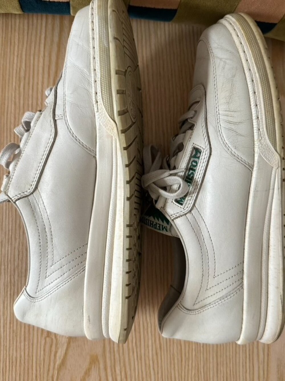 Women's Mephisto Sneakers - Picture 7 of 9